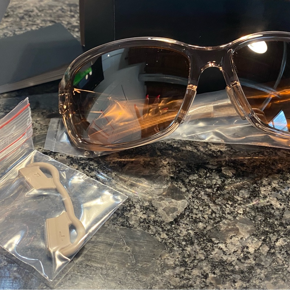 Adidas Designer Sunglasses Baboa in Vapor Grey Shiny & LST Active Silver Lens - Picture 2 of 5